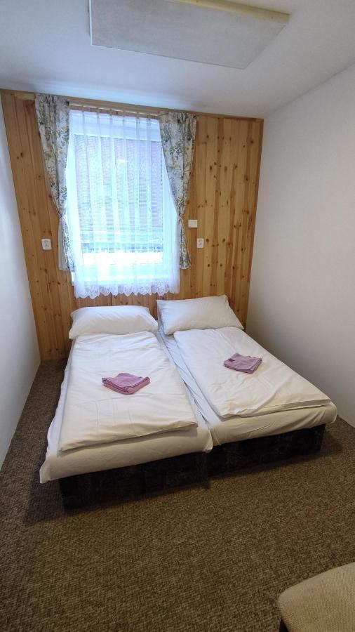 Penzion Na Sluníčku Mariánská Exterior foto